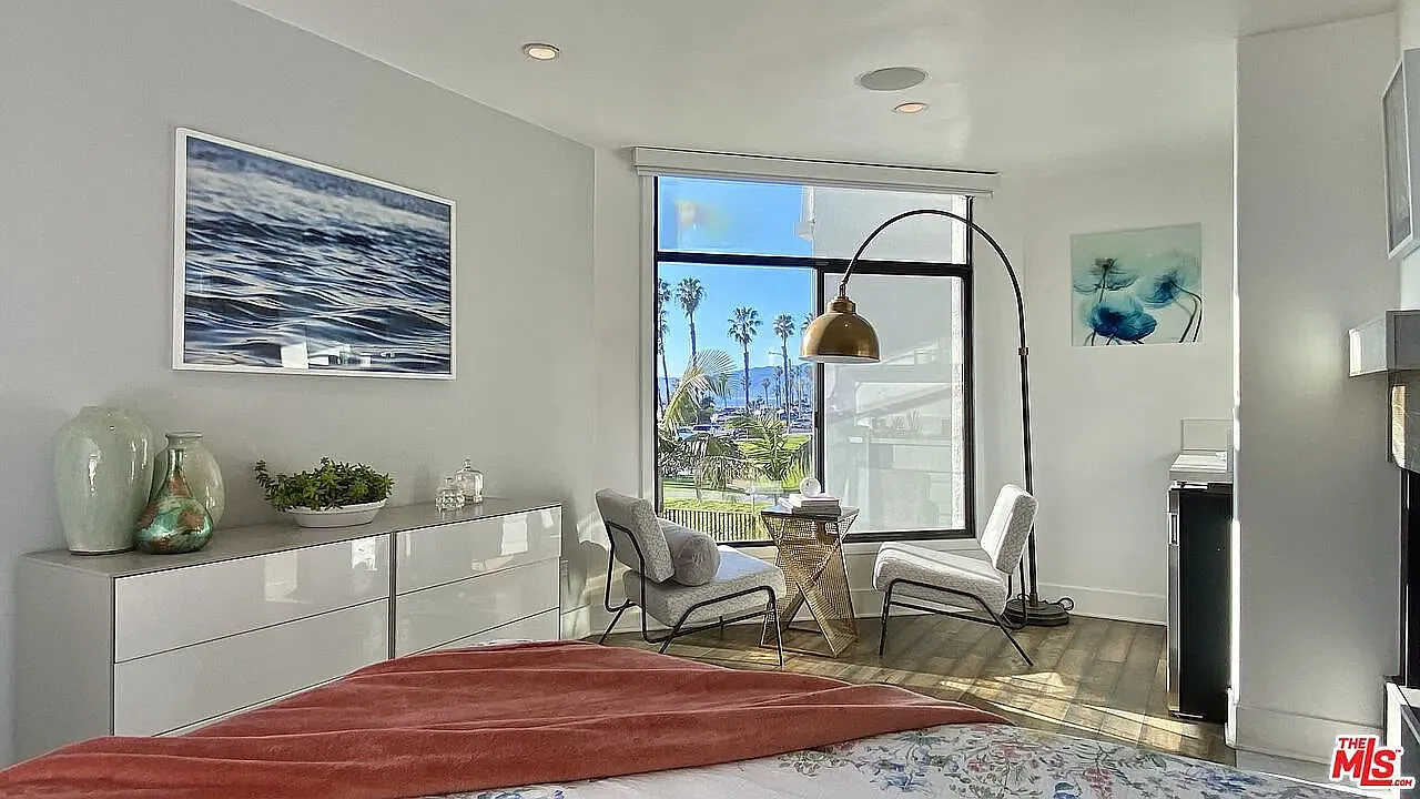 2 bed, 1855 sqft, $14,500 — Photo 4