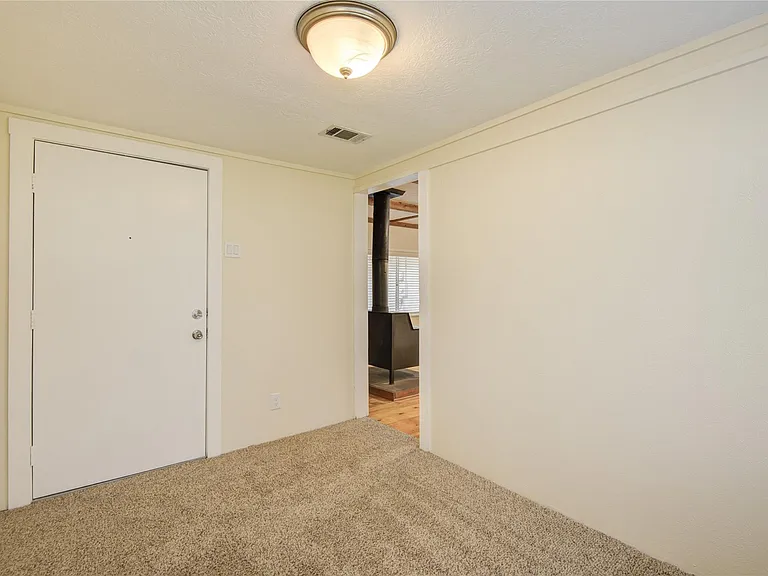 804 Chickasaw Dr — Photo 18