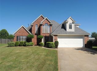 6025 Applegate Cir, Bossier City, LA 71111