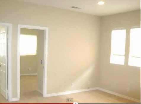 2nd image of 1249 Jasmine Walk