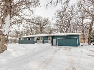 6921 2nd St N, Moorhead, MN 56560