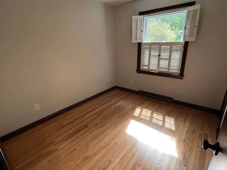 6520 Diana Dr — Photo 16