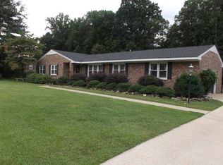 206 Lakeview Dr, Roanoke Rapids, NC 27870