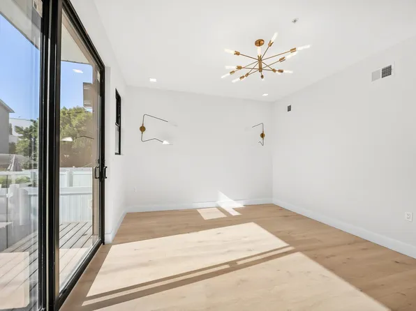 99 Thorne Street image 18 of 27