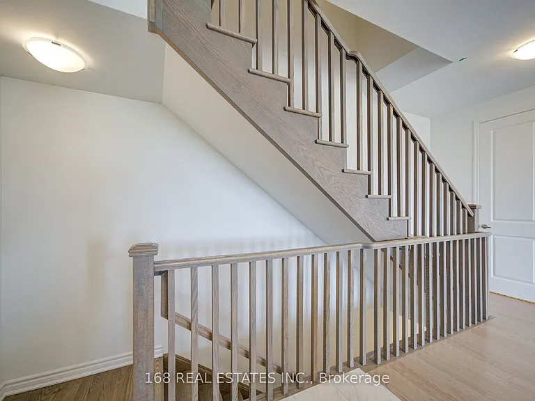 44 Azure Dr — Photo 9