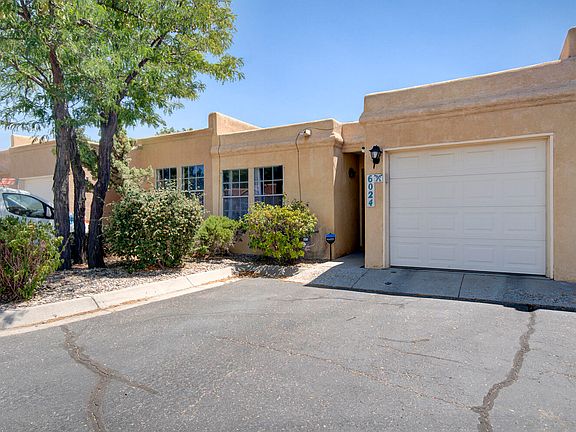 2nd image of 6024 Del Campo Pl NE
