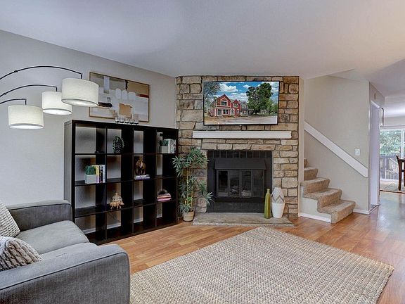 4th image of 994 Milo Cir #B