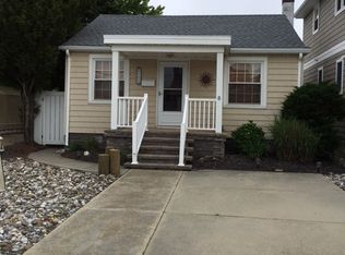 109 W Fern Rd, Wildwood Crest, NJ 08260