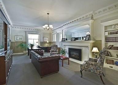 4th image of 555 E 8th Ave