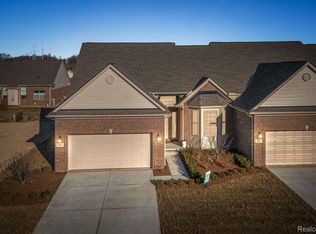 20787 Burn Dr, Macomb, MI