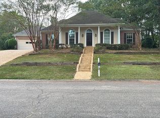 112 Winterset Dr, Starkville, MS 39759