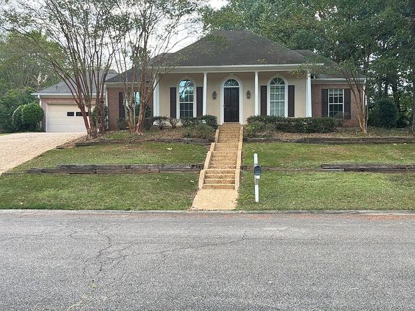 112 Winterset Dr