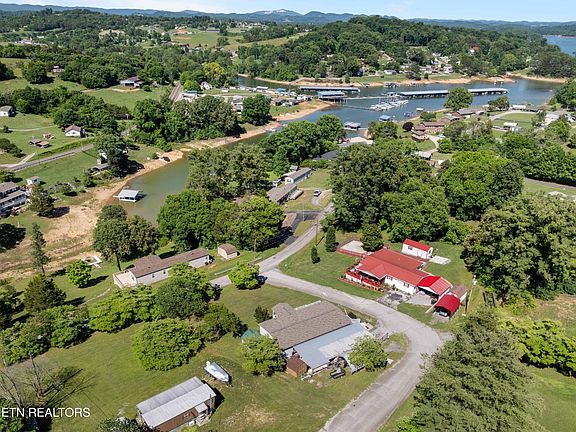 4th image of 142 Honey Creek Ln