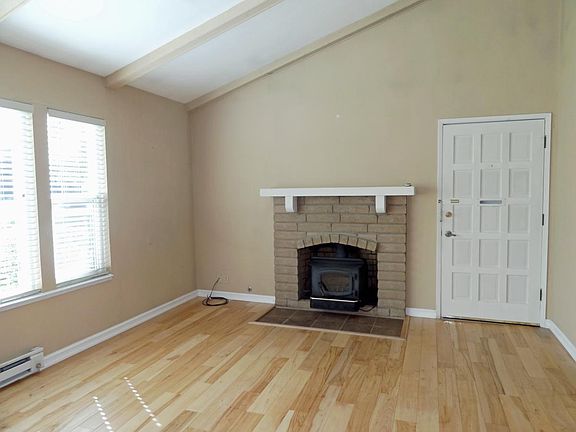3rd image of 16345 Los Gatos Blvd Unit 38