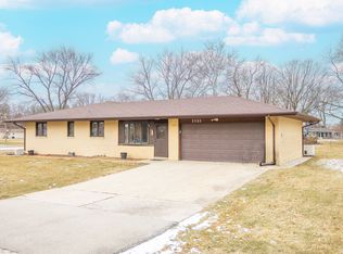 3321 Caroline Dr, Joliet, IL 60435