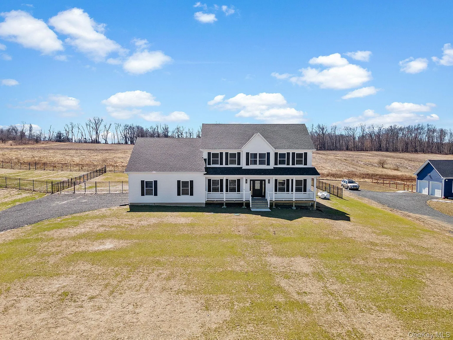 10 Harrier Ridge Drive photo 1