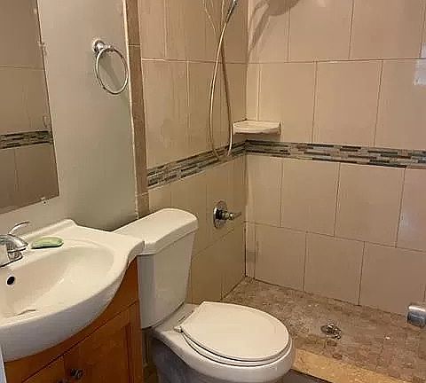 4th image of 2404 S Ramona Cir