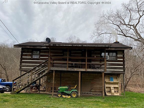2nd image of 16554 Staunton Tpke