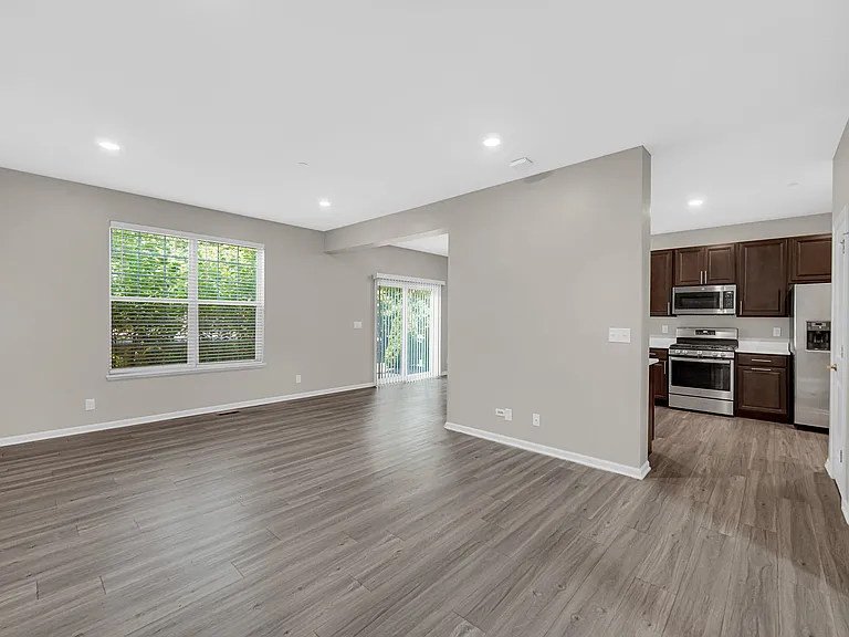 1115 Goldfinch Ave — Photo 17