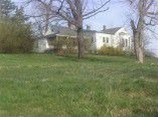 830 Walker Ave, Mammoth Spring, AR 72554