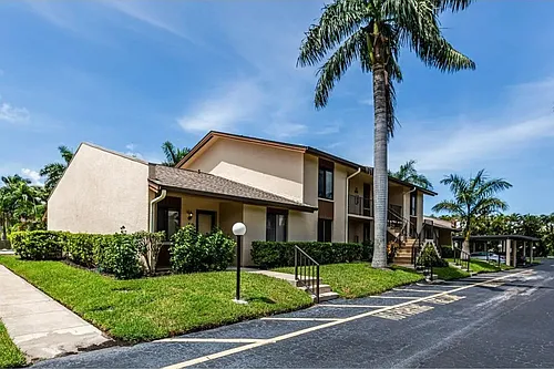 801 W Elkcam Cir #C6 Photo 1