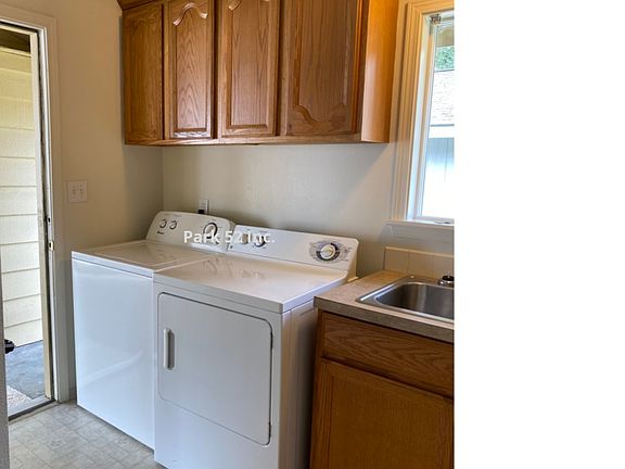 3rd image of 7123 Steilacoom Blvd SW #B