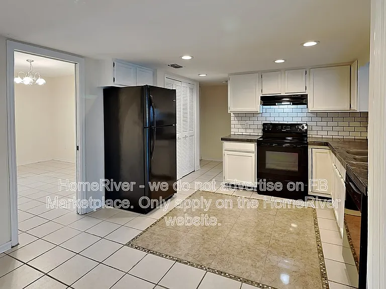 8163 Village Green Rd — Photo 5