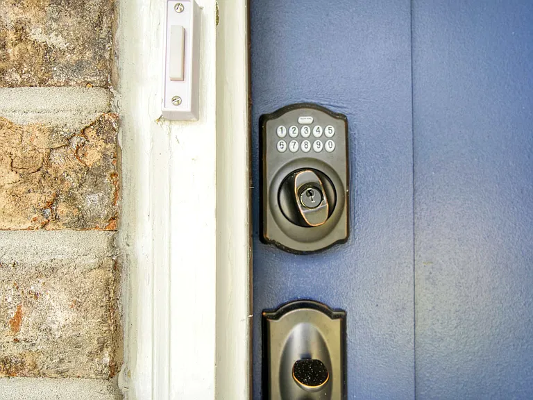 Wilderness Ln W — Photo 16