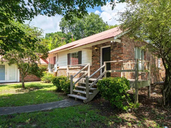 306 1st St, Pleasant Grove, AL 35127