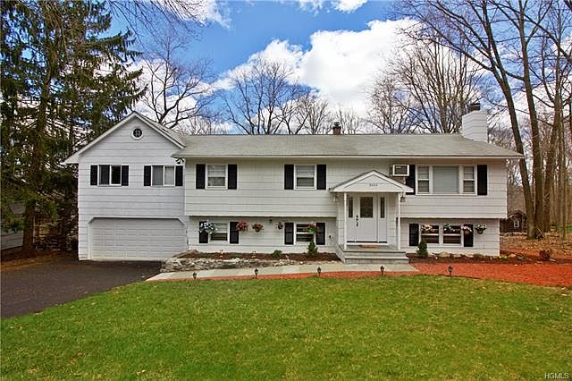 1st image of 3066 Radcliffe Dr