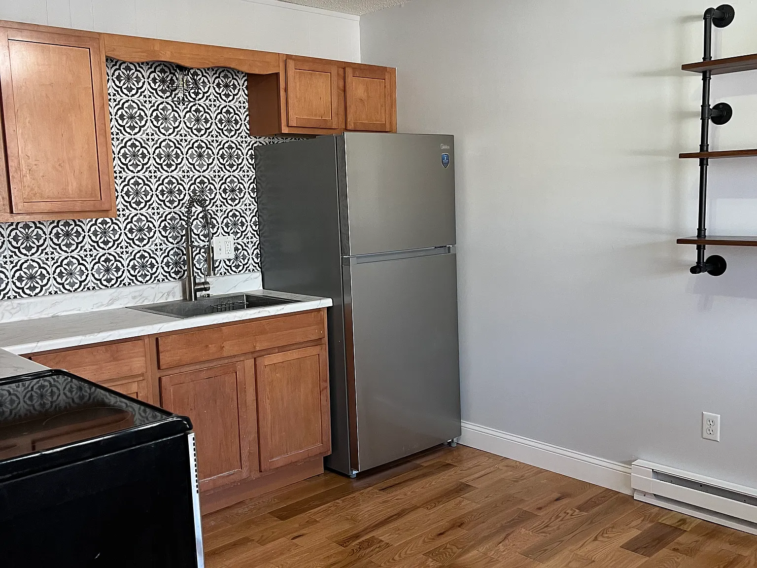 2 bed, 800 sqft, $1,450 — Photo 3