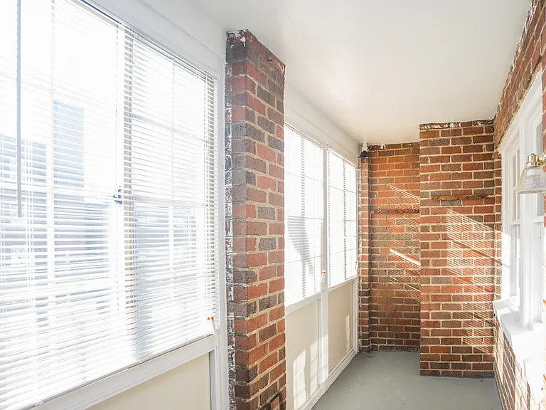 linwood-apartments-washington-dc-interior-photo (12)_03042018