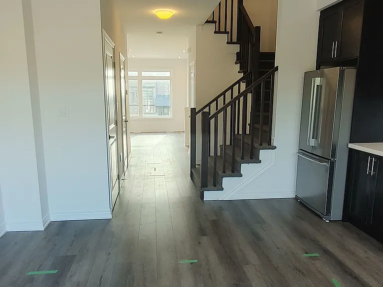120 Court Dr #65 — Photo 6