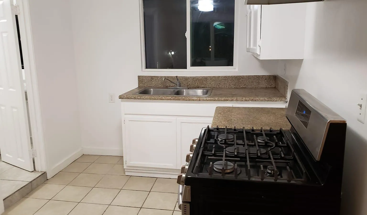 2 bed, 1250 sqft, $2,500 — Photo 3