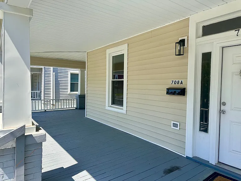 708 N Market St #A — Photo 2