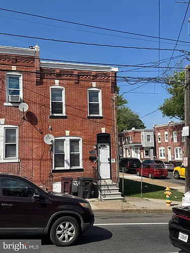 1301 Lancaster Ave Photo 1