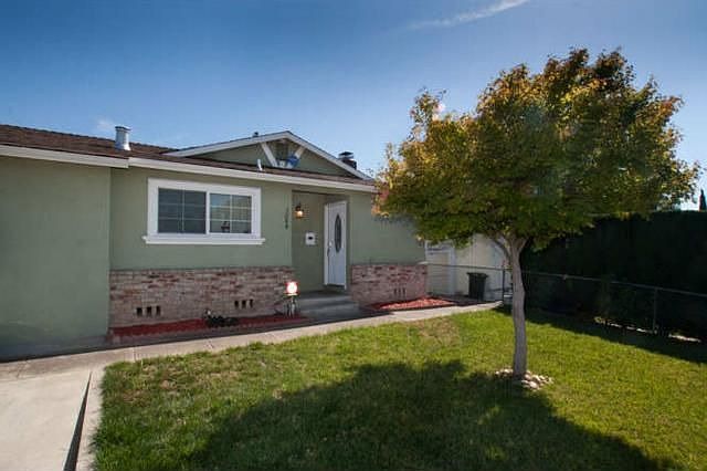 1st image of 3084 Murtha Dr