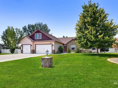 15585 Moonstruck Dr, Caldwell, ID, 83607