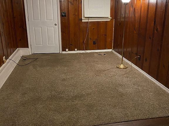 2nd image of 220A Brown Pl