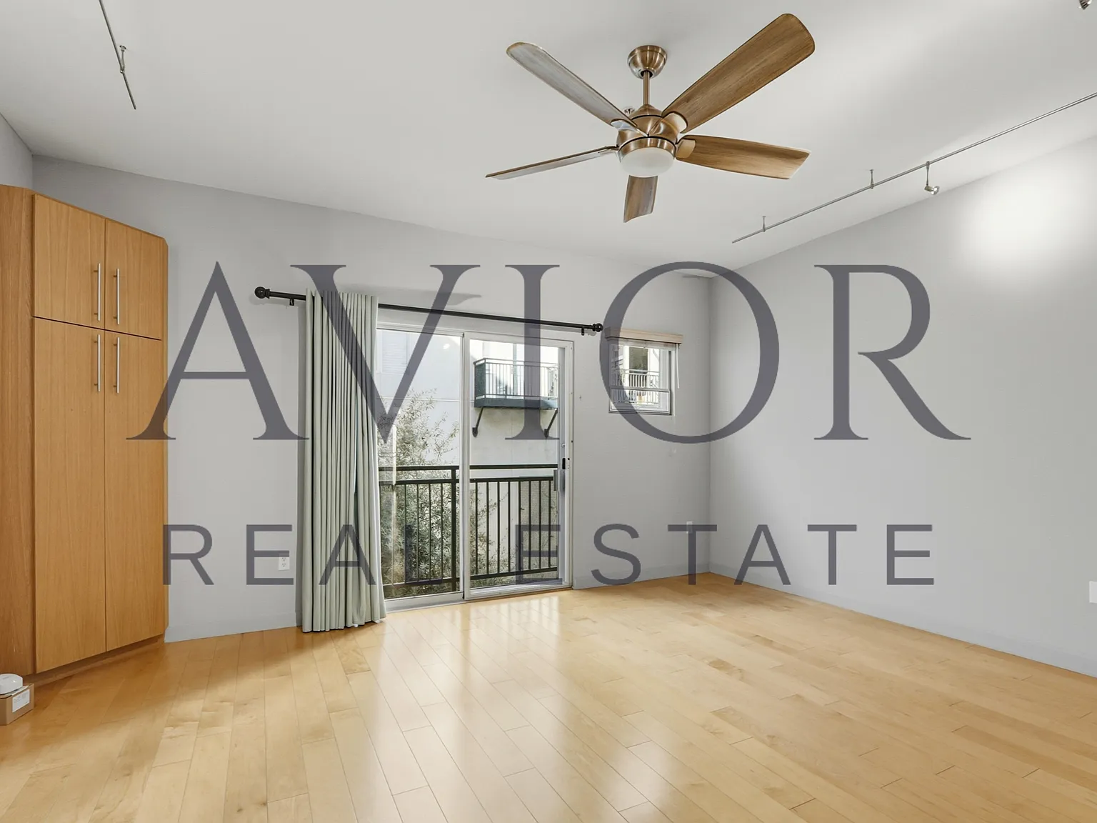 3 bed, 2078 sqft, $4,500 — Photo 3