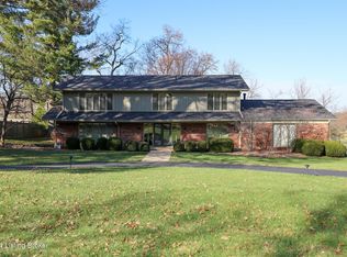 6107 Innes Trace Rd, Louisville, KY 40222