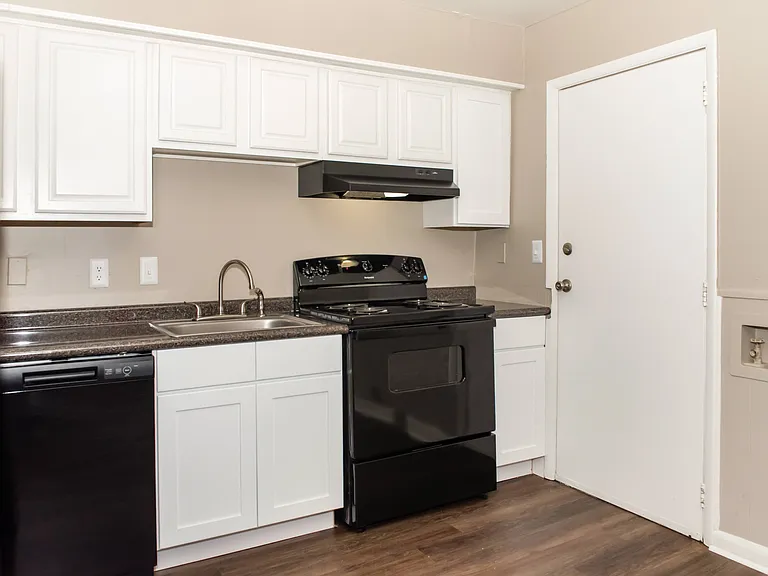 Willow Ridge Apartments — Photo 52