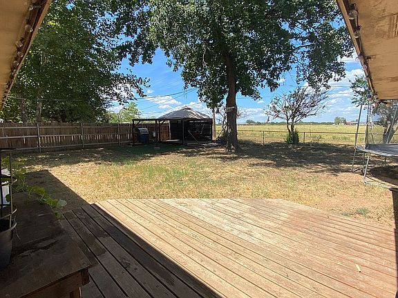 3rd image of 123 Brookshear Dr