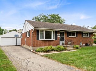 3732 Valleywood Dr, Kettering, OH 45429