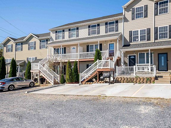 3rd image of 3306 Hebron Ct