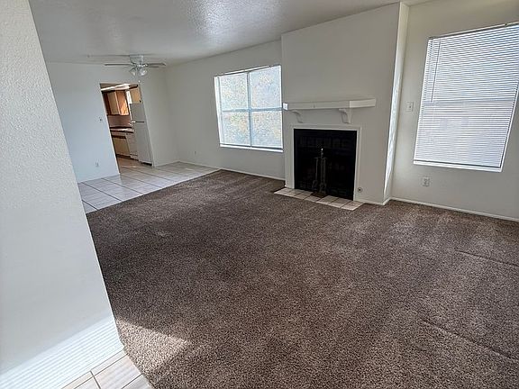5th image of 2922 Hillrise Dr APT 4