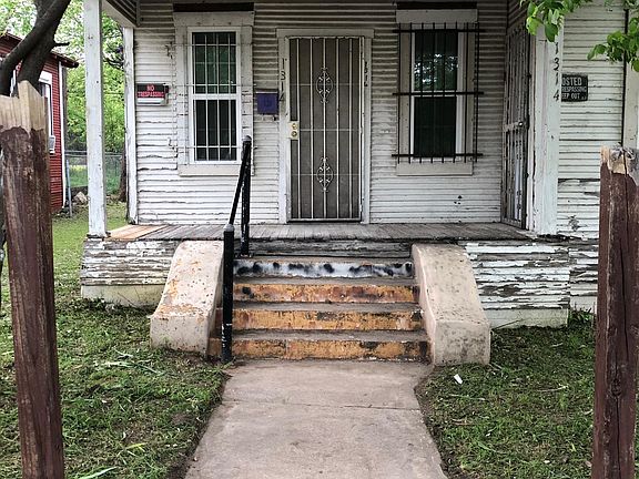 4th image of 1314 Evans Ave