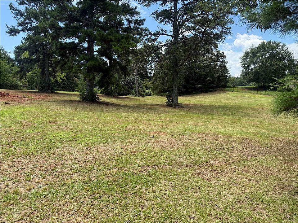 2nd image of 121C Nautical Way