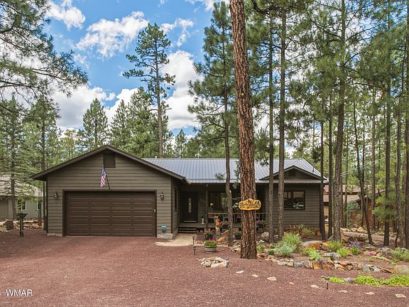 4th image of 2962 Chestnut Cir