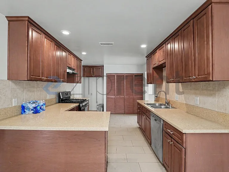 44558 Stanridge Ave — Photo 6